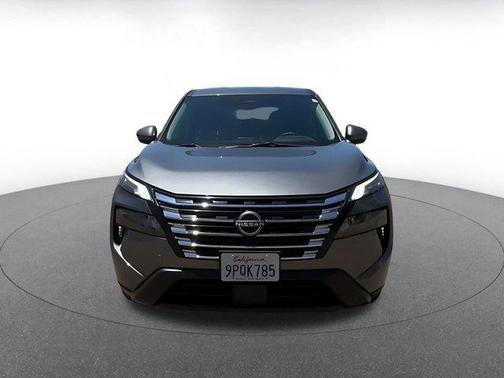 Gun Metallic 2025 Nissan Rogue SV