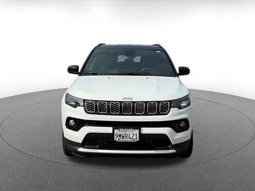 Bright White Clearcoat 2025 Jeep Compass Limited