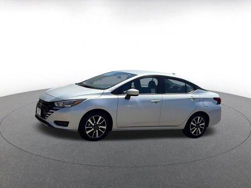 Brilliant Silver Metallic 2025 Nissan Versa 1.6 SV