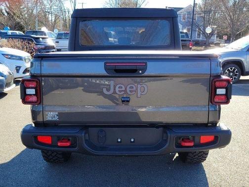 Photo 5 of 28 of 2020 Jeep Gladiator Rubicon