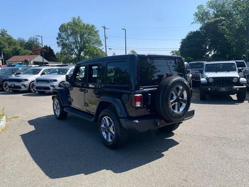2020 Jeep Wrangler Unlimited Sahara