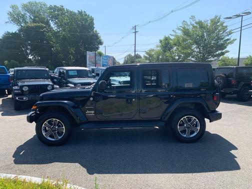 2020 Jeep Wrangler Unlimited Sahara