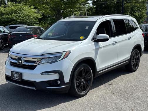 2021 Honda Pilot Touring 8-Passenger