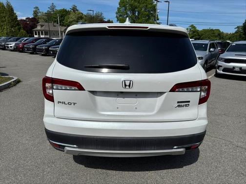 2021 Honda Pilot Touring 8-Passenger