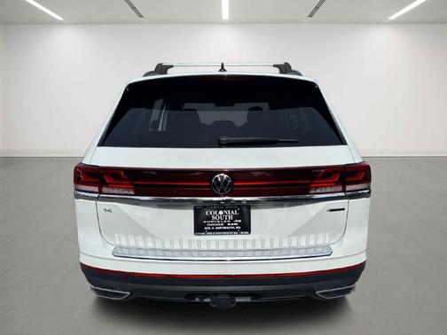 2024 Volkswagen Atlas 2.0T SE w/Technology 4MOTION