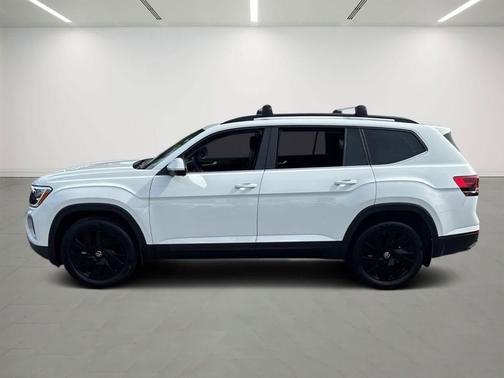 2024 Volkswagen Atlas 2.0T SE w/Technology 4MOTION