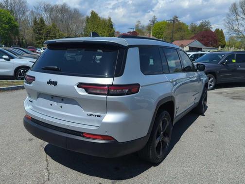 Silver Zynith 2024 Jeep Grand Cherokee L Limited