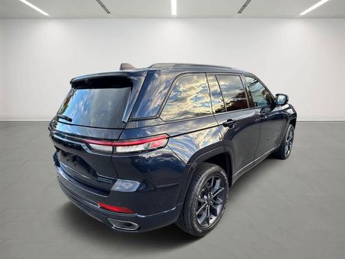 2023 Jeep Grand Cherokee 4xe 30th Anniversary