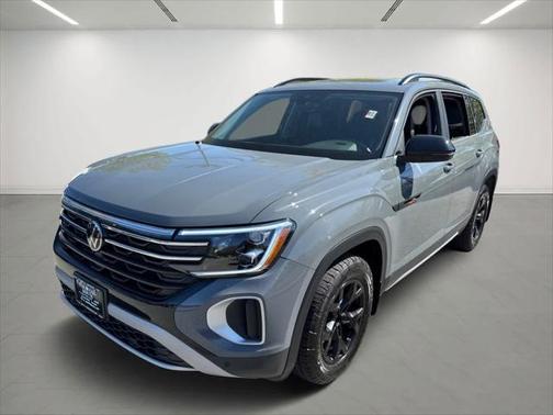 2024 Volkswagen Atlas 2.0T SE w/Technology 4MOTION
