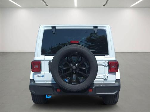 Bright White Clearcoat 2023 Jeep Wrangler 4xe Sahara