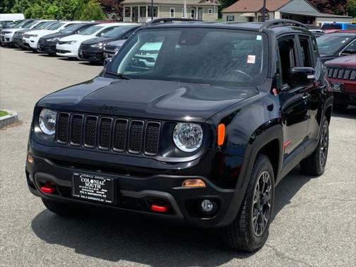 2023 Jeep Renegade Trailhawk