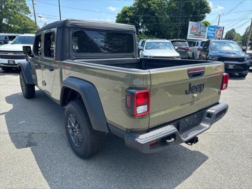 2025 Jeep Gladiator Sport S