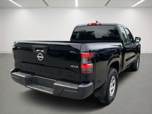 2025 Nissan Frontier S