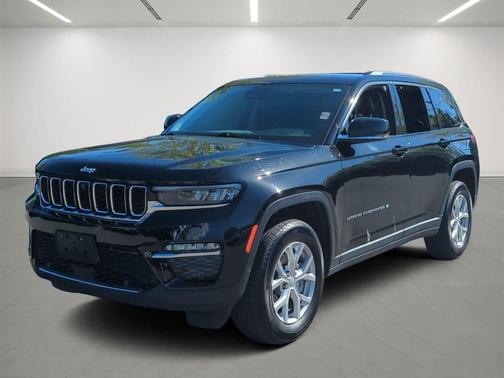 Diamond Black Crystal Pearlcoat 2023 Jeep Grand Cherokee Limited