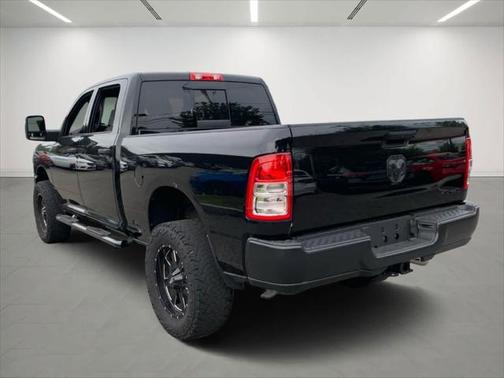 2024 RAM 2500 Tradesman Crew Cab 4x4 6'4' Box