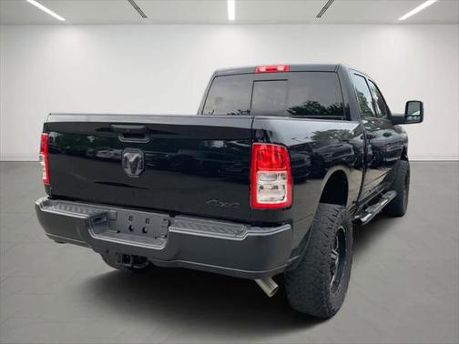 2024 RAM 2500 Tradesman Crew Cab 4x4 6'4' Box