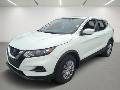 Glacier White 2020 Nissan Rogue Sport S