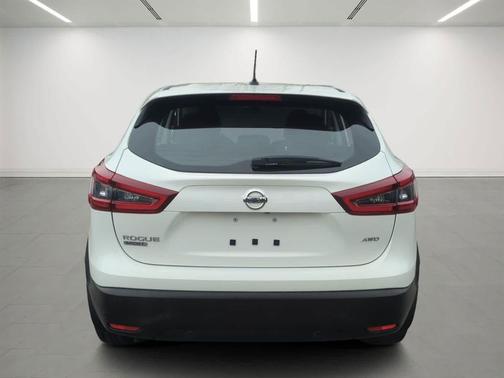 Glacier White 2020 Nissan Rogue Sport S