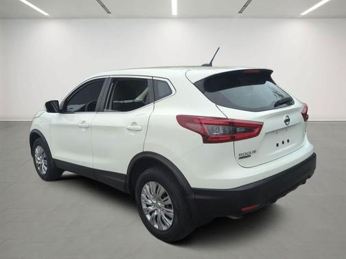 Glacier White 2020 Nissan Rogue Sport S