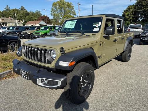 2025 Jeep Gladiator Sport