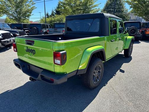 2025 Jeep Gladiator Sport S