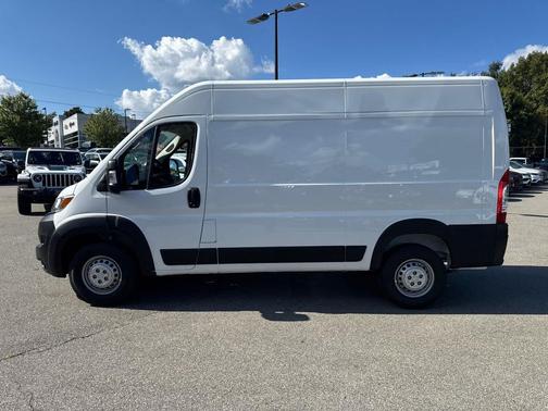 2025 RAM ProMaster 1500 Base