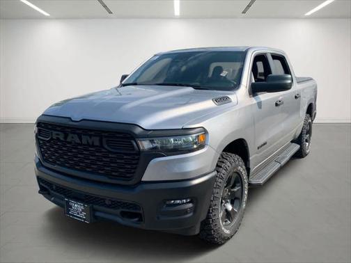 2025 RAM 1500 Warlock Crew Cab 4x4 5'7' Box