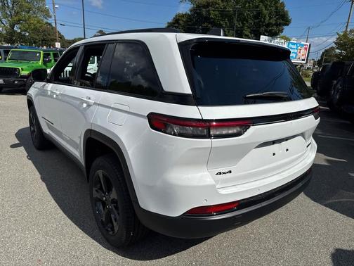 2025 Jeep Grand Cherokee Limited X