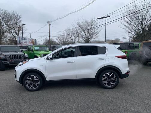 2020 Kia Sportage EX