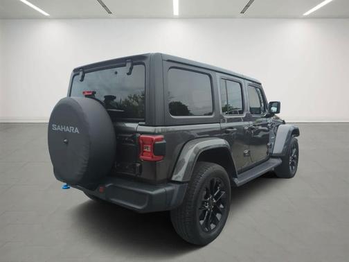 Granite Crystal Metallic Clearcoat 2022 Jeep Wrangler Unlimited 4xe Sahara