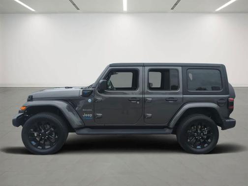 Granite Crystal Metallic Clearcoat 2022 Jeep Wrangler Unlimited 4xe Sahara
