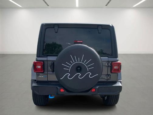 Granite Crystal Metallic Clearcoat 2022 Jeep Wrangler Unlimited 4xe Sahara