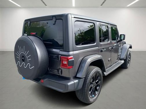 Granite Crystal Metallic Clearcoat 2022 Jeep Wrangler Unlimited 4xe Sahara