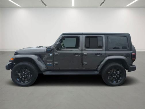 Granite Crystal Metallic Clearcoat 2022 Jeep Wrangler Unlimited 4xe Sahara
