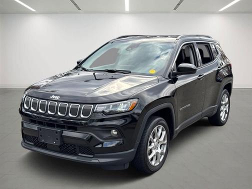 2022 Jeep Compass Latitude Lux