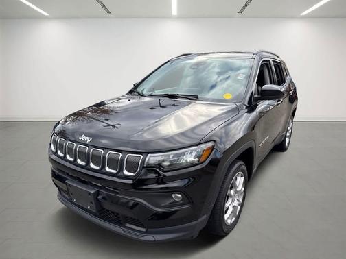 2022 Jeep Compass Latitude Lux