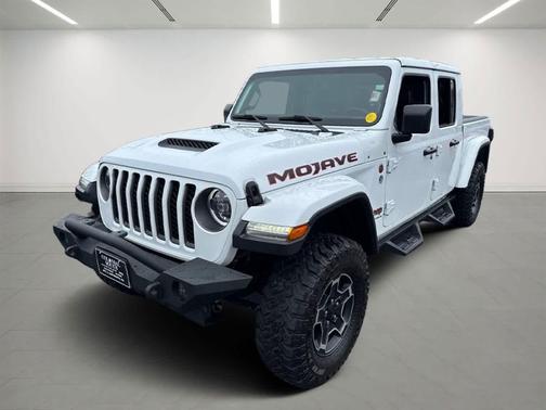 Bright White Clearcoat 2023 Jeep Gladiator Mojave 4x4