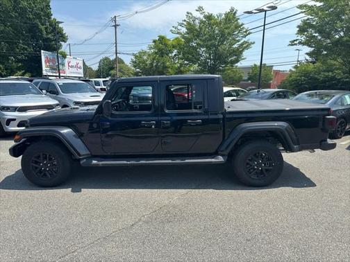 2023 Jeep Gladiator Sport S