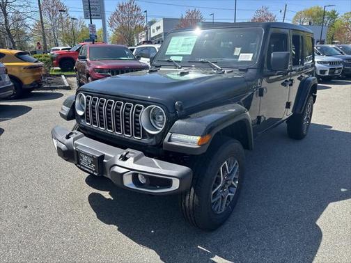 2025 Jeep Wrangler 4-Door Sahara 4x4