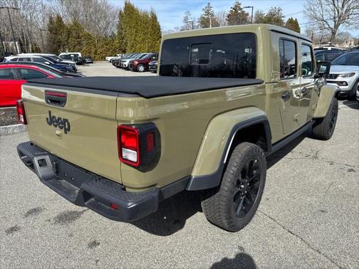 2025 Jeep Gladiator Nighthawk