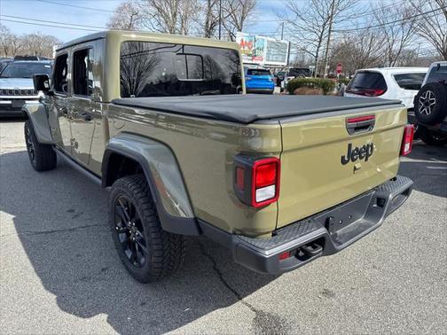 2025 Jeep Gladiator Nighthawk