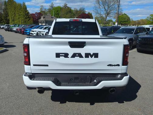 Bright White Clearcoat 2026 RAM 1500 Big Horn/Lone Star