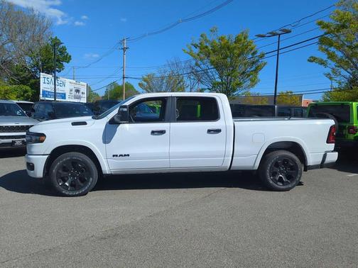 Bright White Clearcoat 2026 RAM 1500 Big Horn/Lone Star