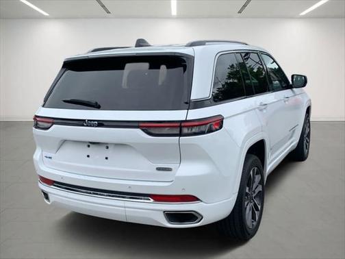 2023 Jeep Grand Cherokee 4xe Overland