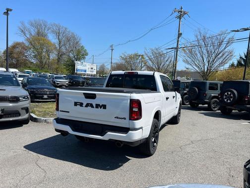 Ivory White Tri-Coat Pearlcoat 2026 RAM 1500 Laramie