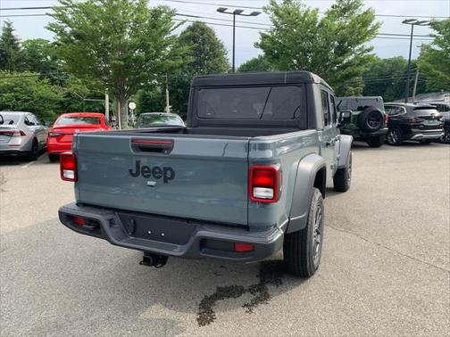 2025 Jeep Gladiator Sport S