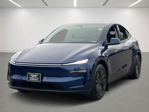 2026 Tesla Model Y Standard Rear-Wheel Drive