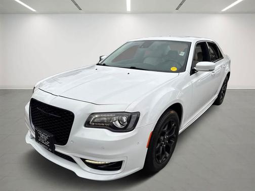 2022 Chrysler 300 Touring