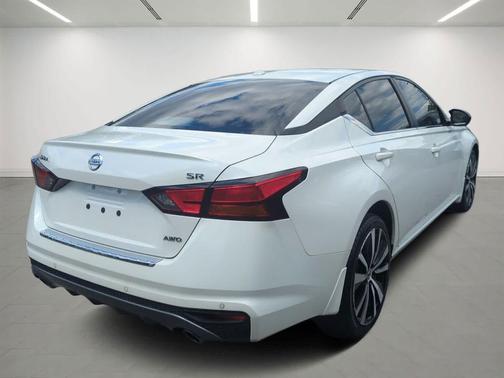 Pearl White Tricoat 2020 Nissan Altima SR Intelligent AWD