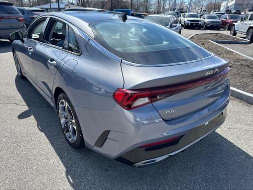 2022 Kia K5 EX